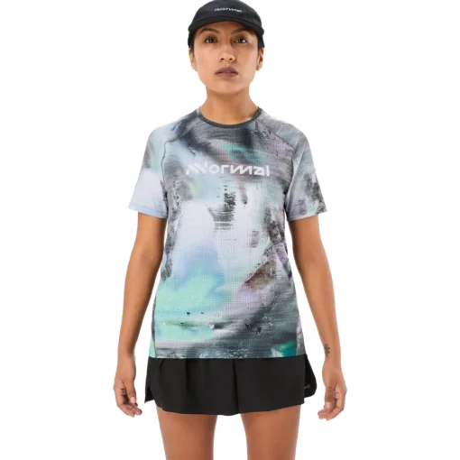 Mujer NNormal Race AI Print mujer T-Shirt - SS25