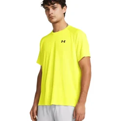 Hombre Under Armour Tech Textured T-Shirt - SS25